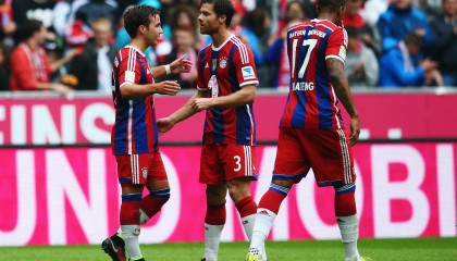 -“新纪录的诞生，打破历史，写下属于这个时代的辉煌”，新纪录的意思